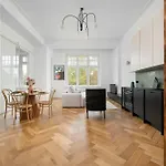 Elegant And Bright Plac Staszica Perfect For Remote Work By Renters Prestige Wrocław