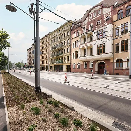 Elegant And Bright Plac Staszica Perfect For Remote Work By Renters Prestige * Wrocław