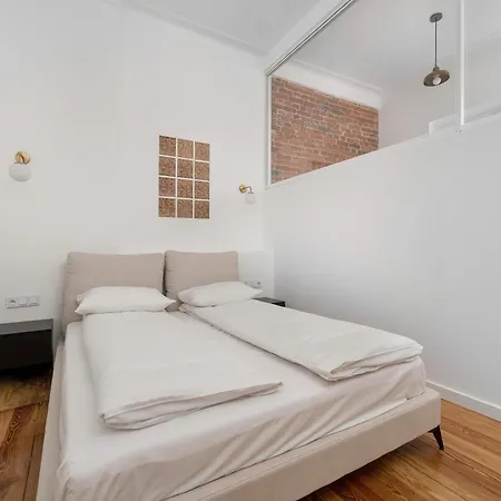 Elegant And Bright Plac Staszica Perfect For Remote Work By Renters Prestige *