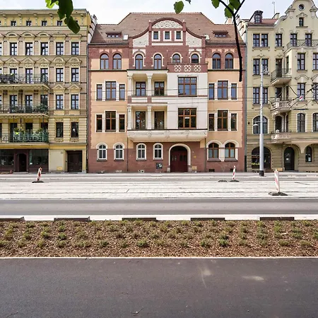 Elegant And Bright Plac Staszica Perfect For Remote Work By Renters Prestige *