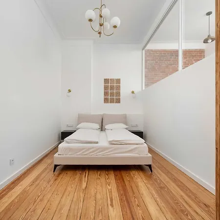 Lägenhet Elegant And Bright Plac Staszica Perfect For Remote Work By Renters Prestige *