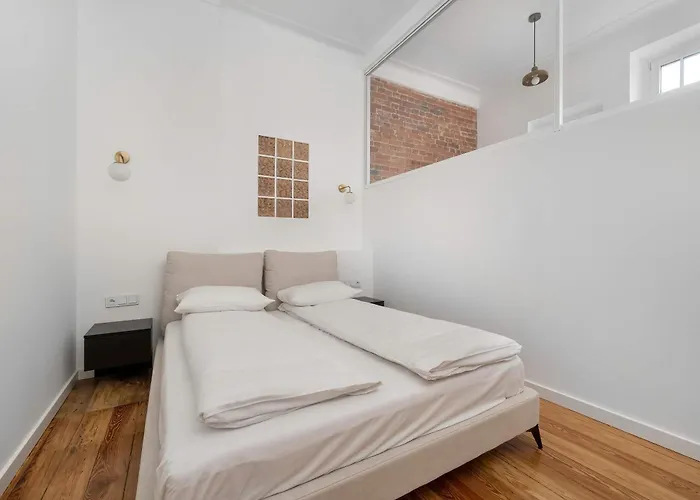 Elegant And Bright Plac Staszica Perfect For Remote Work By Renters Prestige *