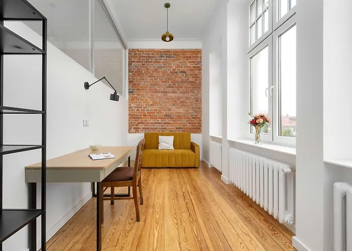 Elegant And Bright Plac Staszica Perfect For Remote Work By Renters Prestige Wrocław